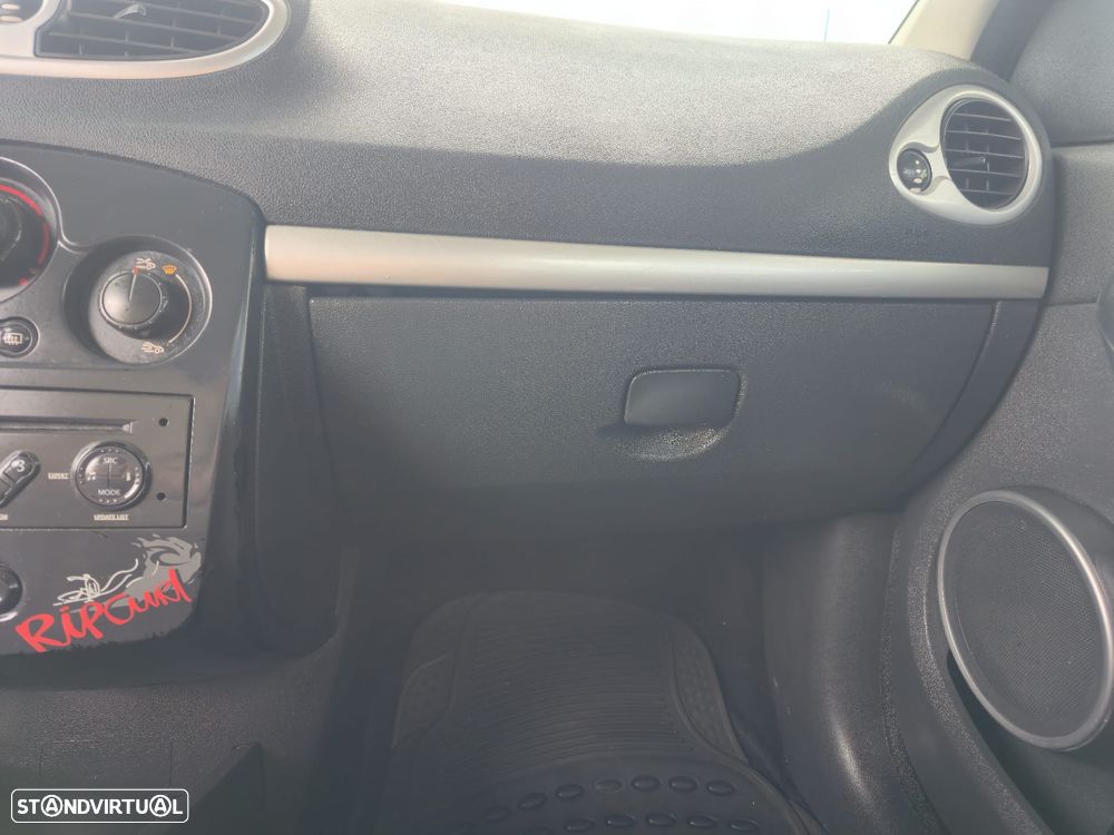 Renault Clio 1.5 dCi Rip Curl - 9