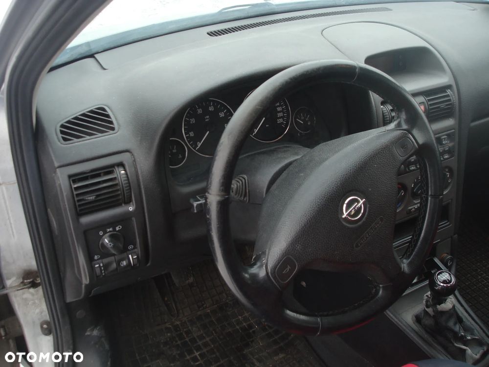 Opel Astra 1.6 Edition - 30
