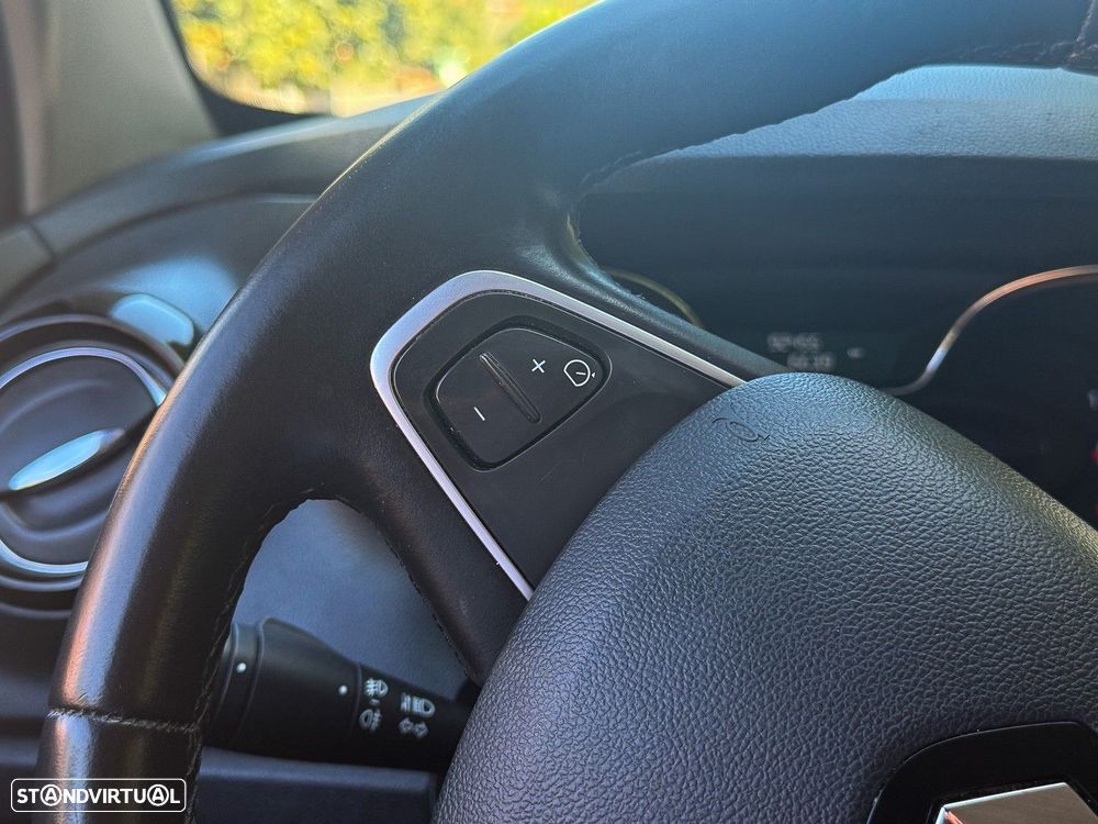Renault Captur 1.5 dCi Exclusive - 22