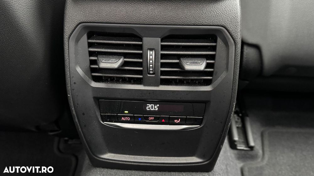 BMW M2 M240i xDrive AT - 16