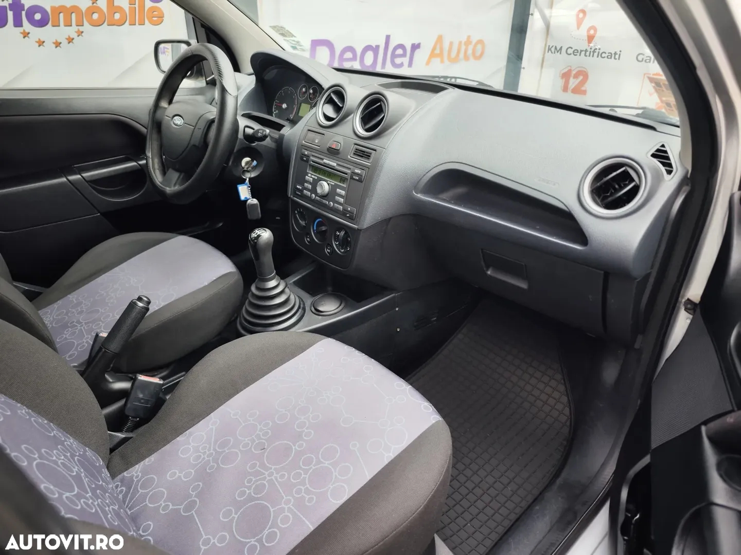 Ford Fiesta - 12