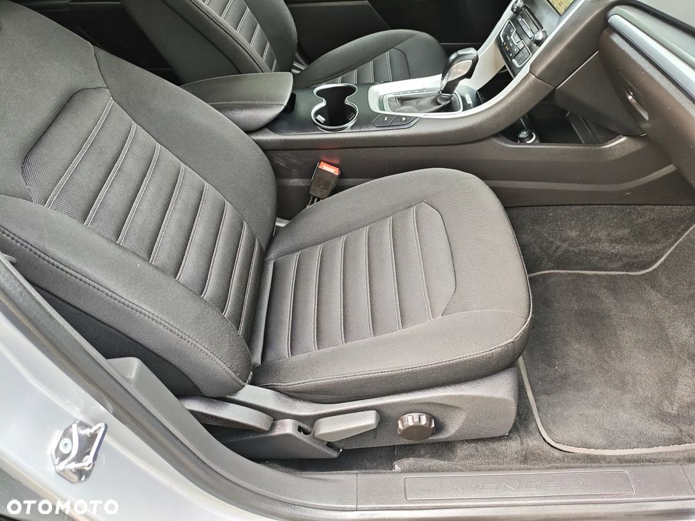 Ford Mondeo 2.0 TDCi STart-Stopp PowerShift-Aut Titanium - 25