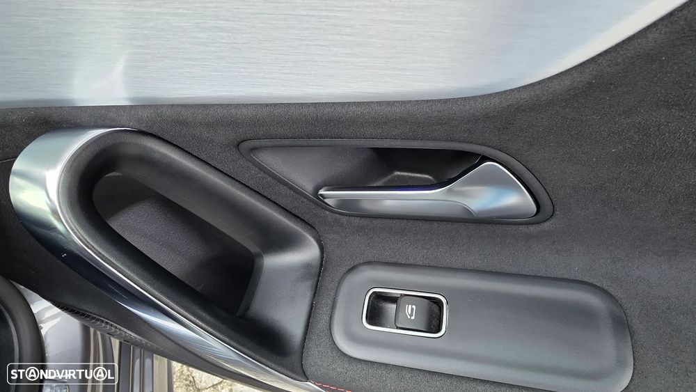 Mercedes-Benz A 180 d AMG Line Aut. - 25