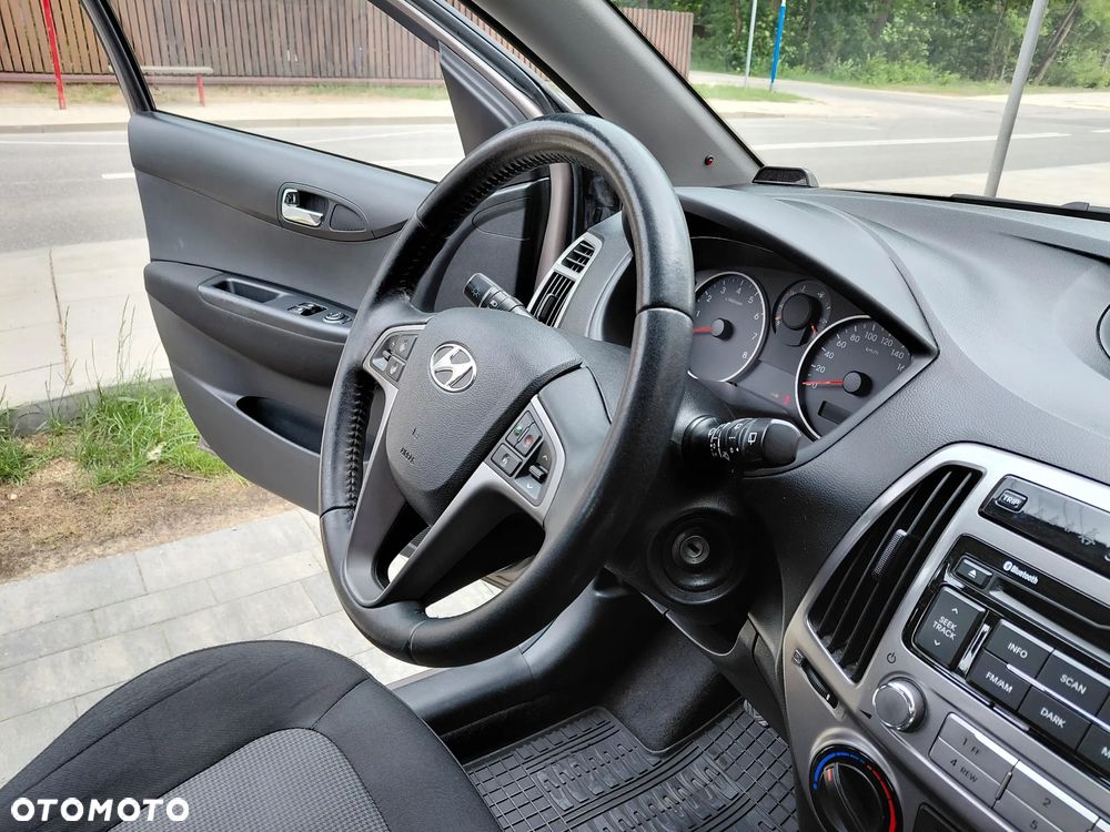 Hyundai i20 1.25 Comfort - 8