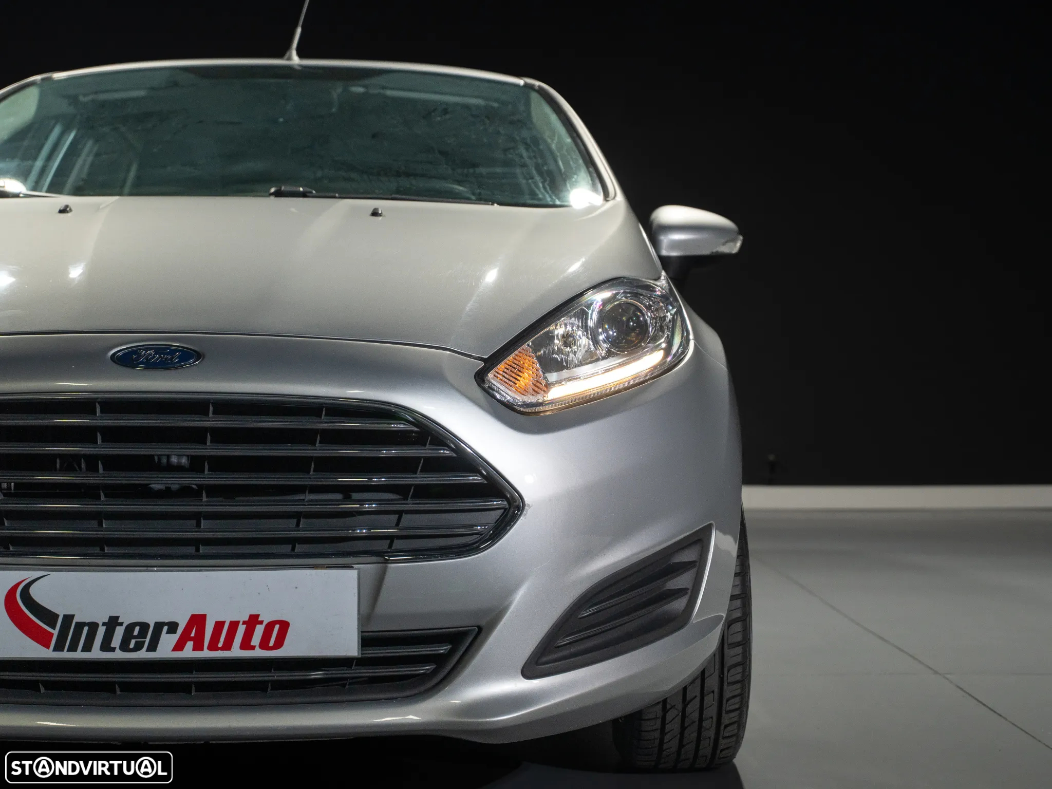 Ford Fiesta 1.5 TDCi Titanium ECOnetic - 23