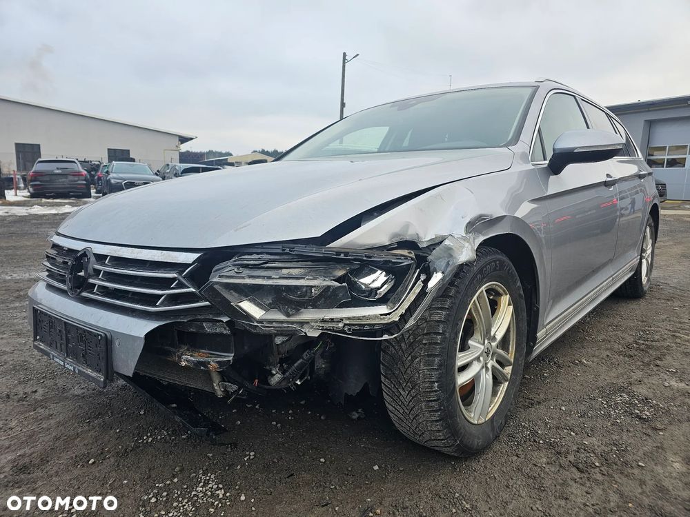 Volkswagen Passat 2.0 TDI SCR DSG Highline - 1