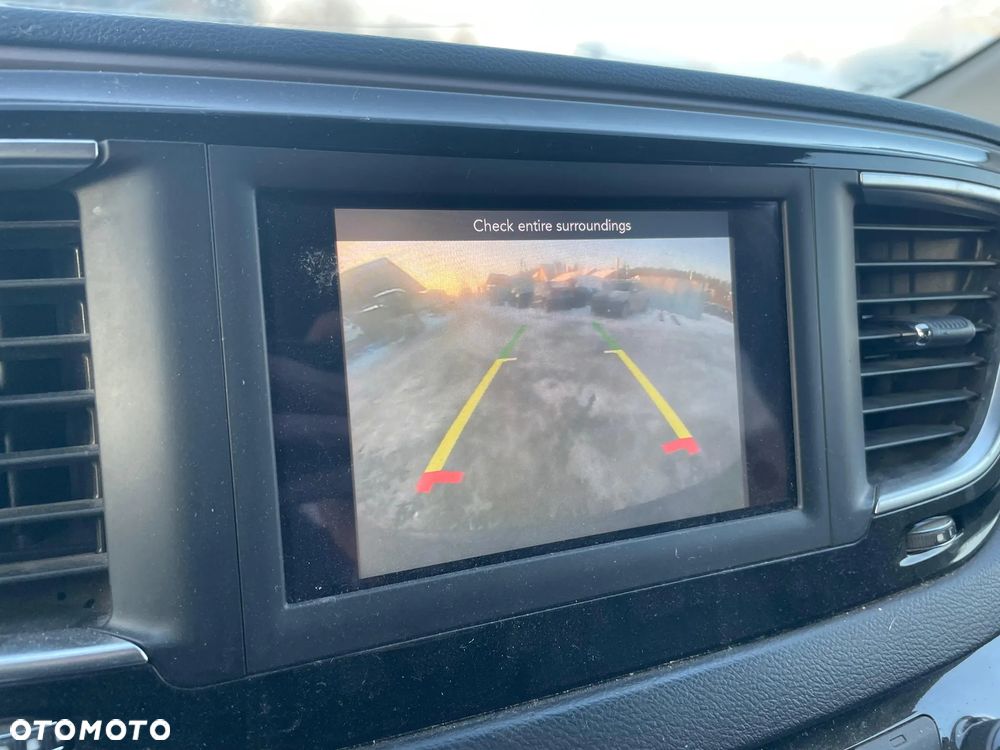 Chrysler Pacifica - 21