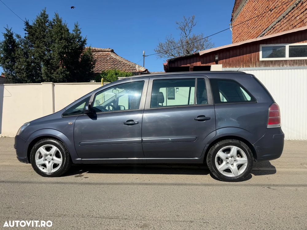 Opel Zafira 1.9 CDTI Essentia - 2