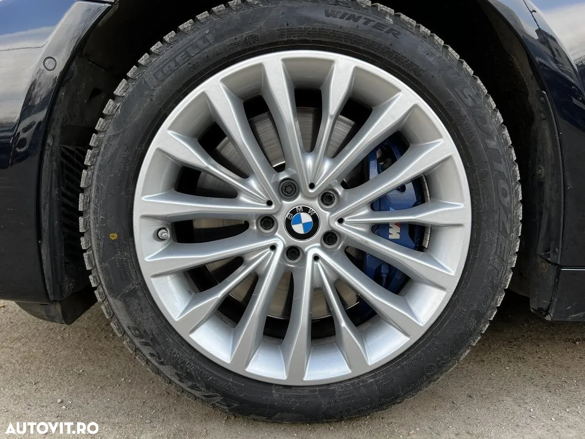 BMW Seria 5 540i xDrive AT - 27