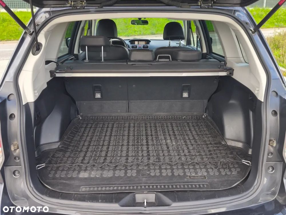 Subaru Forester 2.0 XT Sport Lineartronic - 14