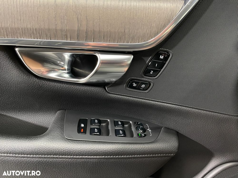 Volvo V90 V90CC B5 MHEV AT AWD Core - 27