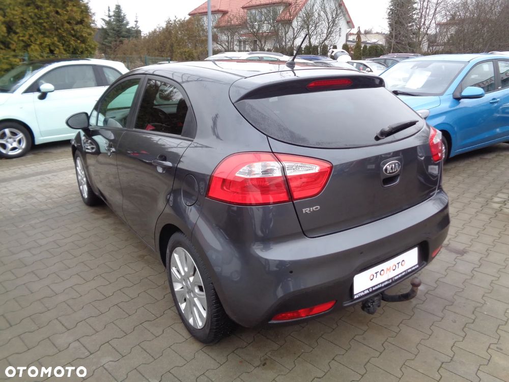 Kia Rio 1.4 Comfort - 7