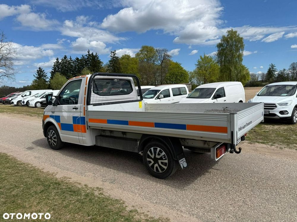Volkswagen Transporter - 4