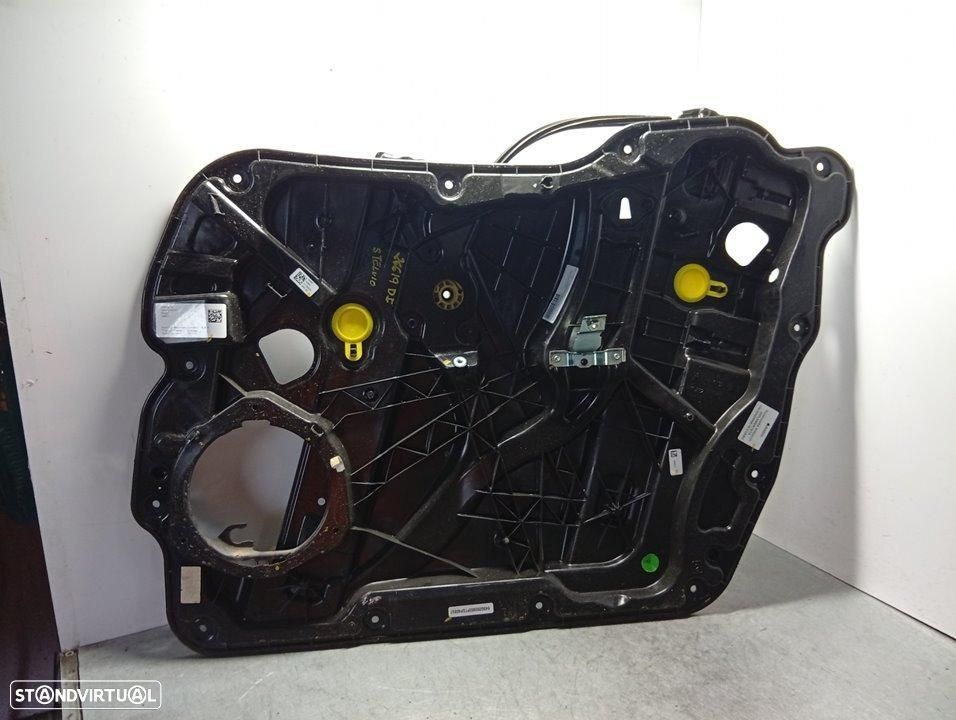 ELEVADOR FRENTE ESQUERDO ALFA ROMEO STELVIO 630 - 1