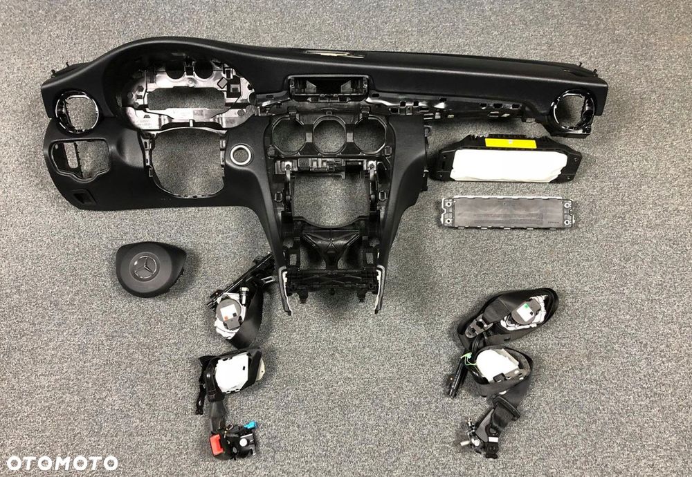 MERCEDES C KLASA W205 AIRBAG KONSOLA DESKA HEAD UP - 1