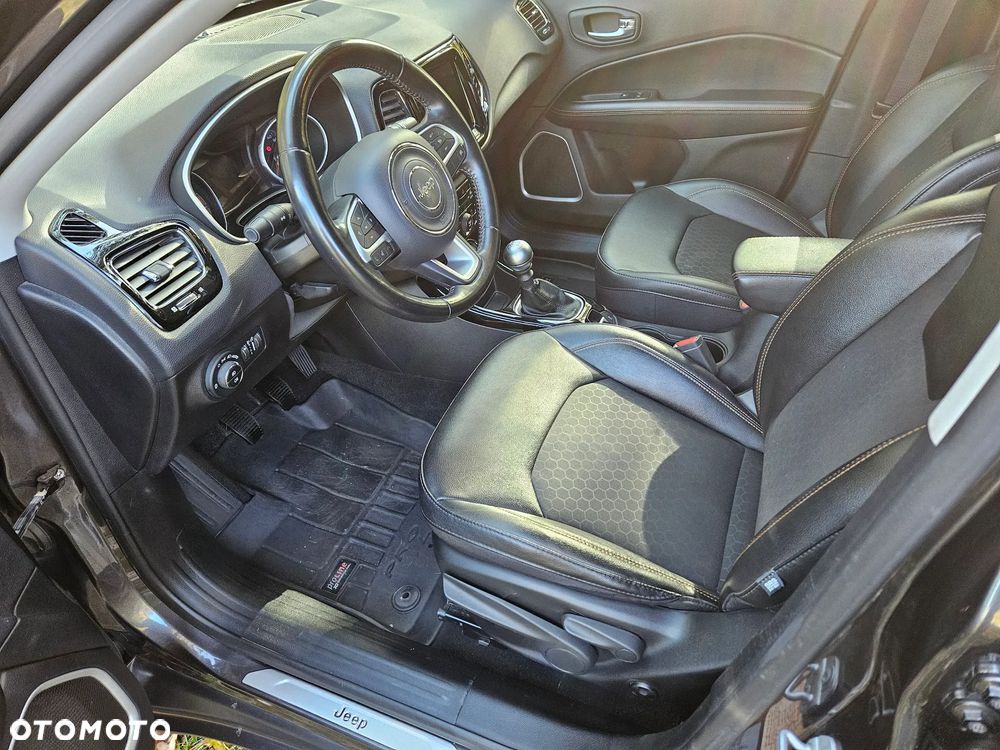 Jeep Compass 1.4 TMair Limited FWD S&S - 13