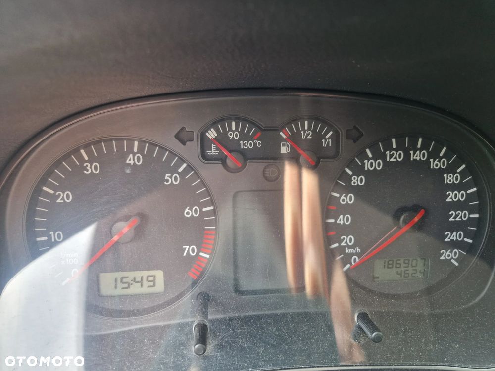 Volkswagen Golf - 13