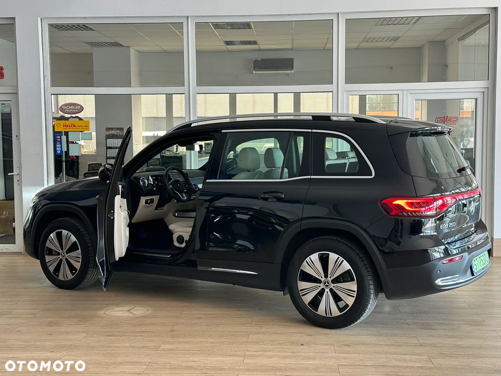 Mercedes-Benz EQB 250 66.5kWh Progressive - 6