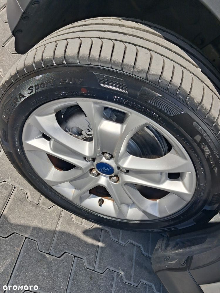 Ford Kuga 2.0 TDCi 4x4 Titanium - 24