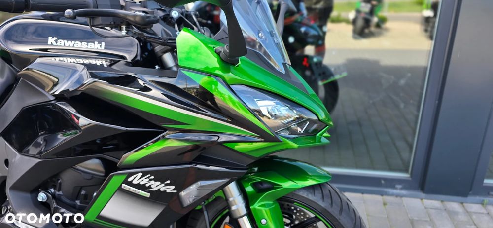 Kawasaki Ninja 1000 SX - 24