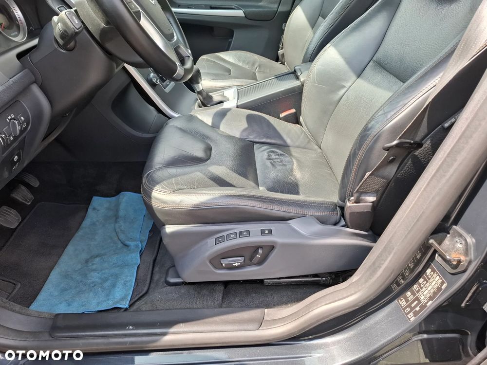 Volvo XC 60 DRIVe Momentum - 35
