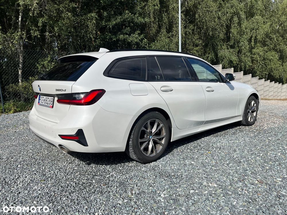 BMW Seria 3 320d MHEV Sport Line - 3