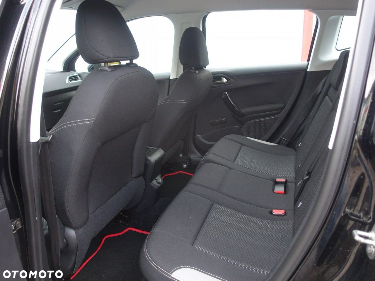 Peugeot 2008 PureTech 82 Access - 14