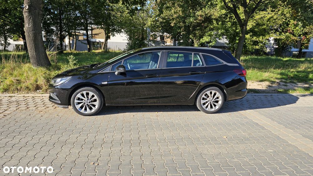 Opel Astra 1.4 Essentia - 4