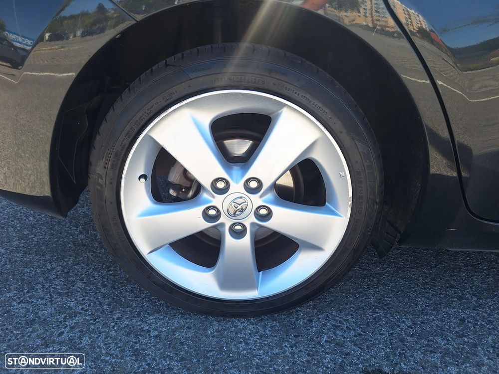 Toyota Auris 1.8 HSD JLL17 - 16