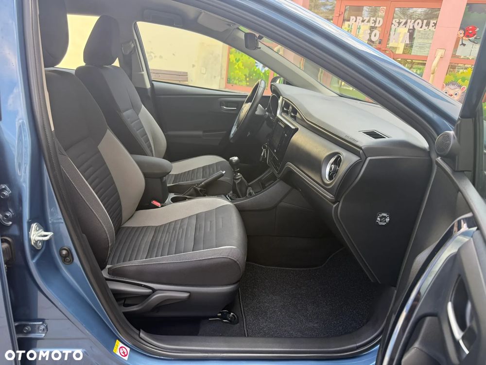 Toyota Auris 1.2 Turbo Edition S+ - 36