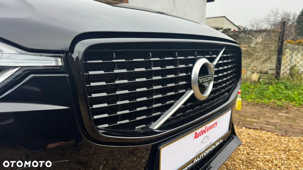 Volvo XC 60 T6 Plug-In Hybrid AWD R-Design - 13