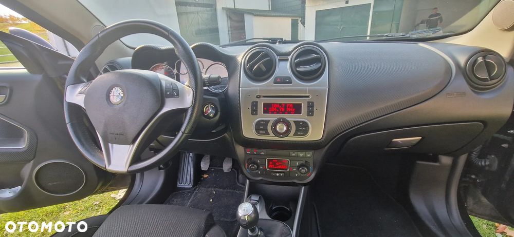 Alfa Romeo Mito - 10