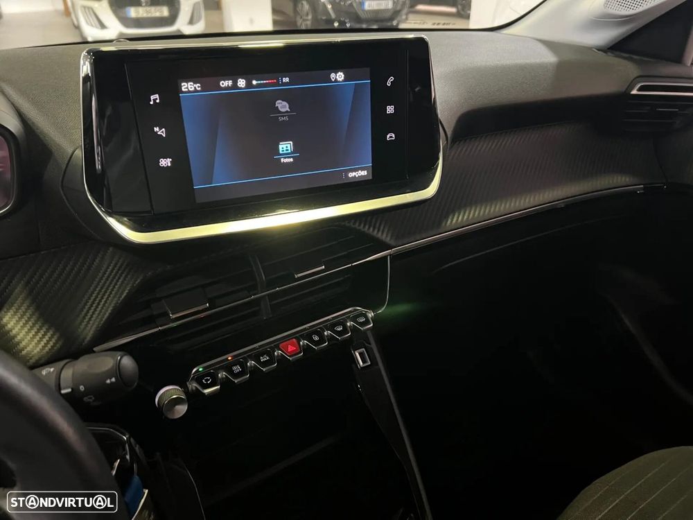 Peugeot 208 1.2 PureTech Active Pack - 23