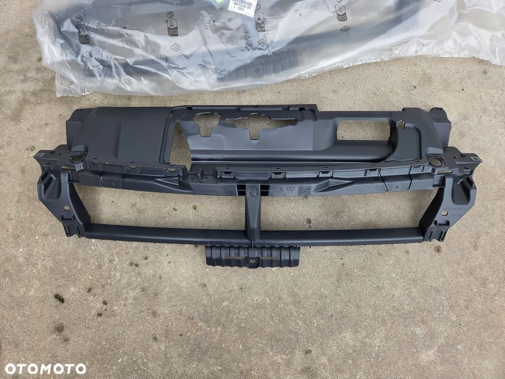 Wzmocnienie górne pas przedni Peugeot 308 T9 Przed LIFT  NOWE - 2