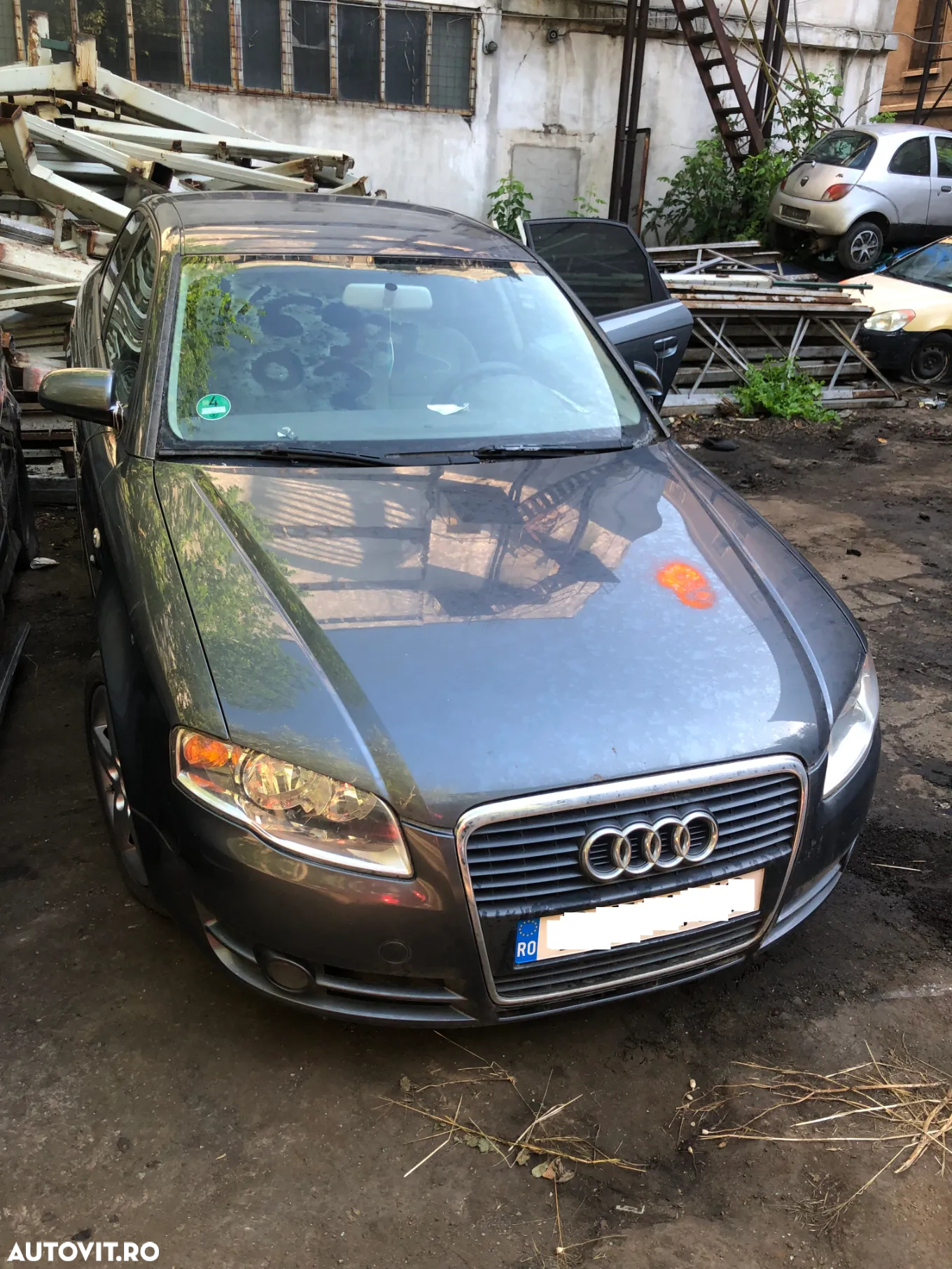 Dezmembrez Audi A4 B7 sedan 2.5 TDI V6 automat 2006 - 3
