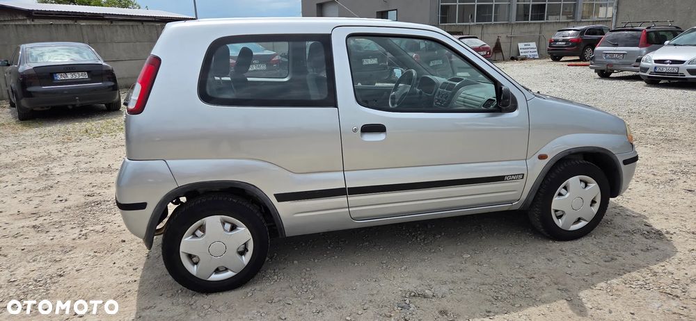 Suzuki Ignis 1.3 - 9