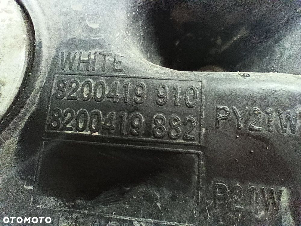 LAMPA PRZÓD PRAWA RENAULT KANGOO II 8200419910  8200419882 100-16916  KOITO - 11