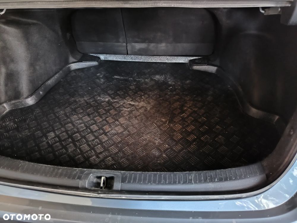Toyota Corolla - 6
