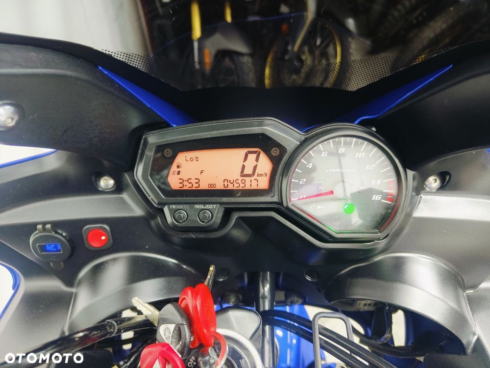 Yamaha FZ6 - 16