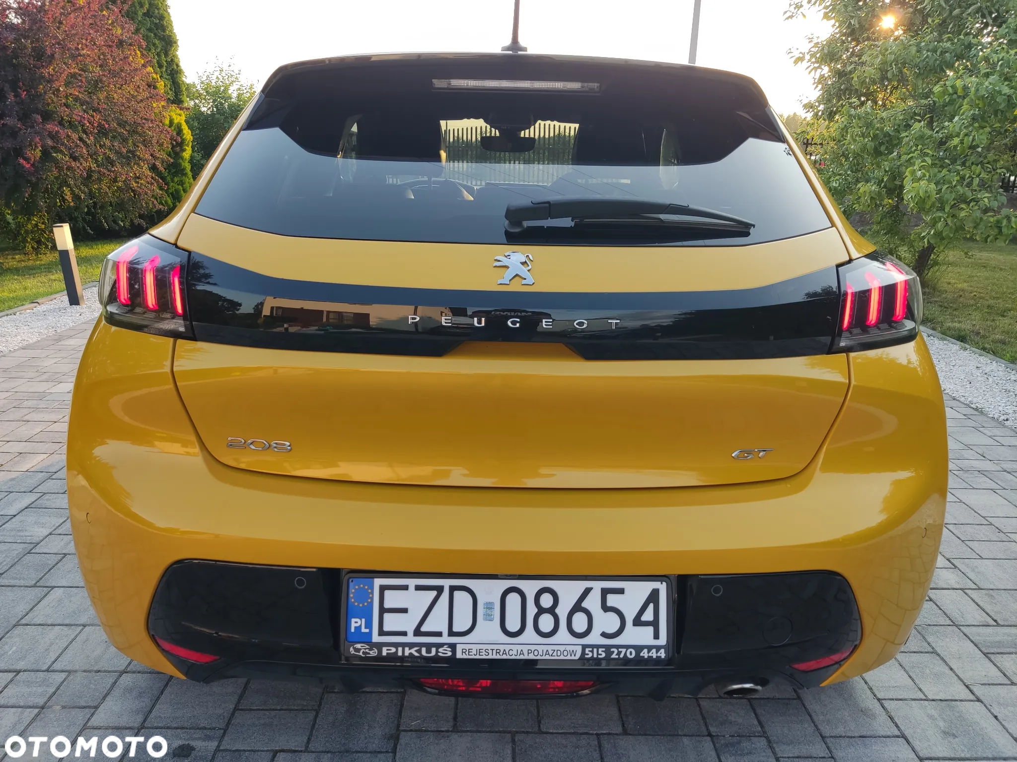 Peugeot 208 1.5 BlueHDi GT S&S - 10