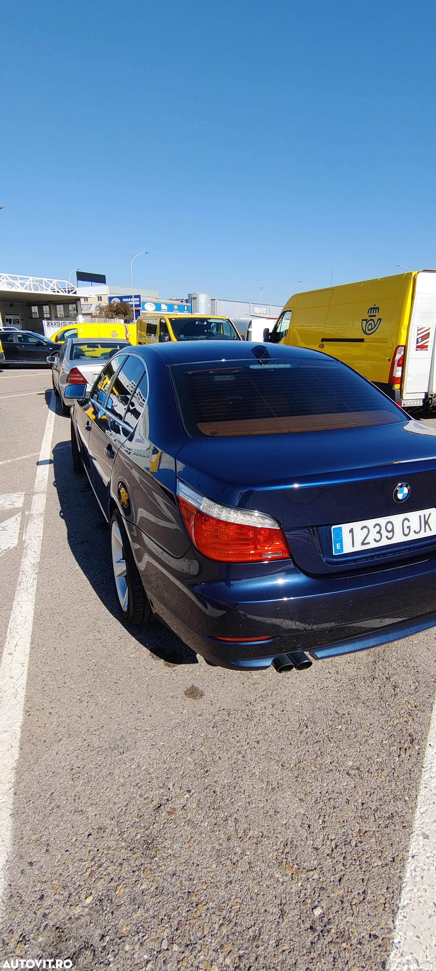 BMW Seria 5 525d xDrive - 21