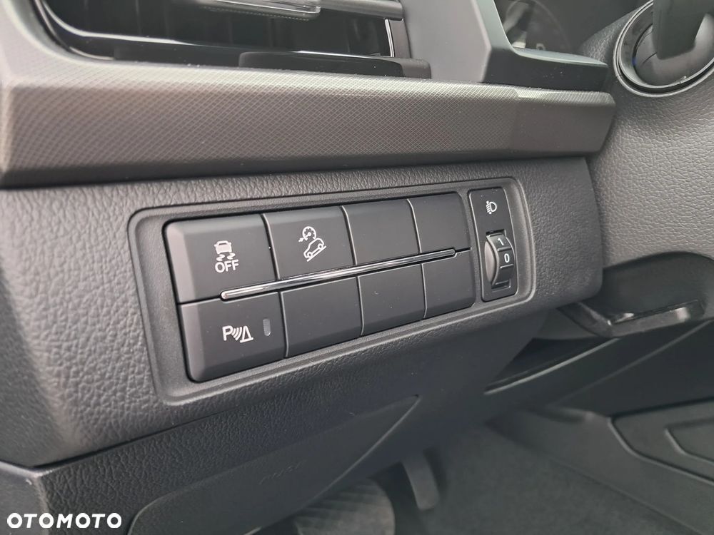 SsangYong/KGM Musso - 12