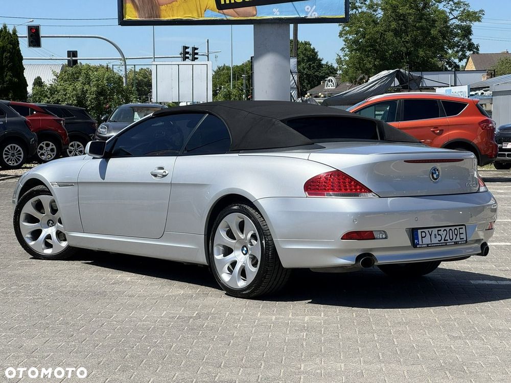 BMW Seria 6 650 i - 8