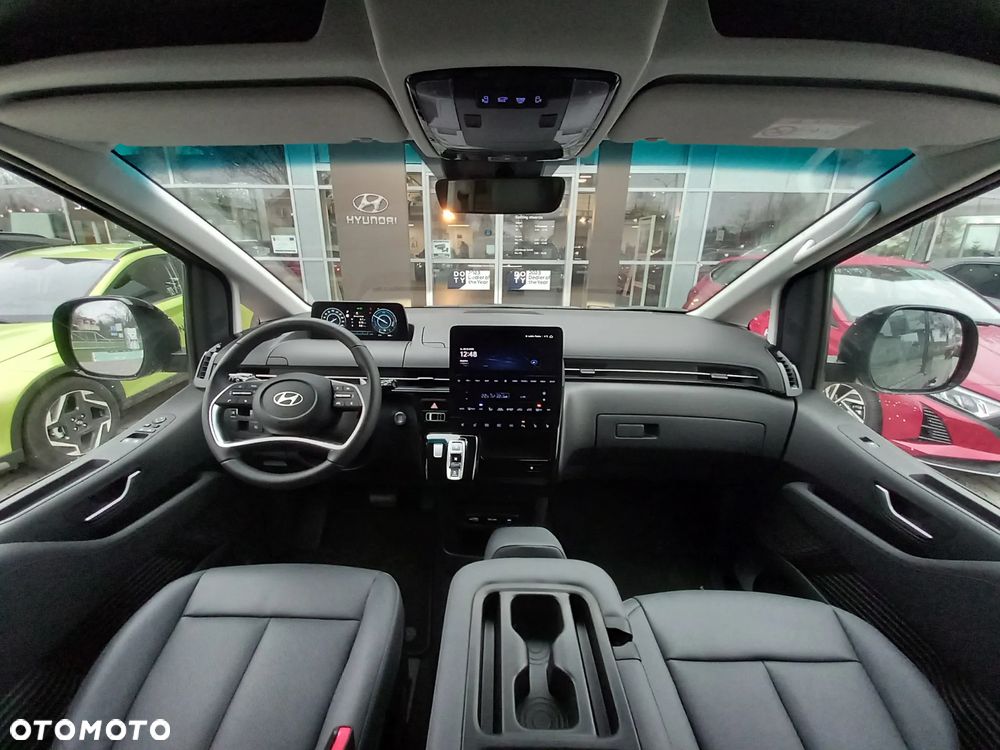 Hyundai Staria 1.6 T-GDI HEV Smart VIP - 12