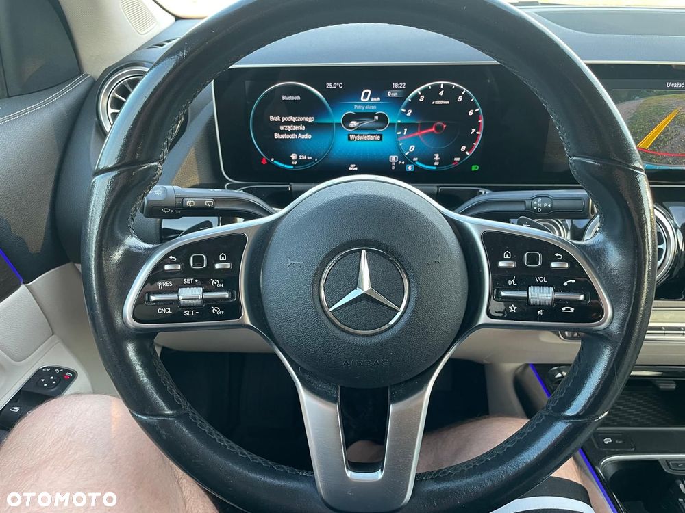 Mercedes-Benz GLA 250 8G-DCT - 13