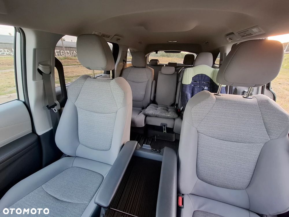 Toyota Sienna - 20