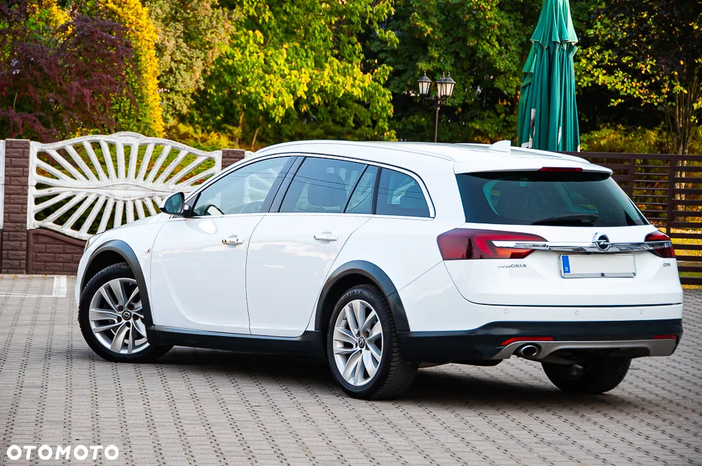 Opel Insignia Country Tourer 2.0 Diesel Exclusive - 16
