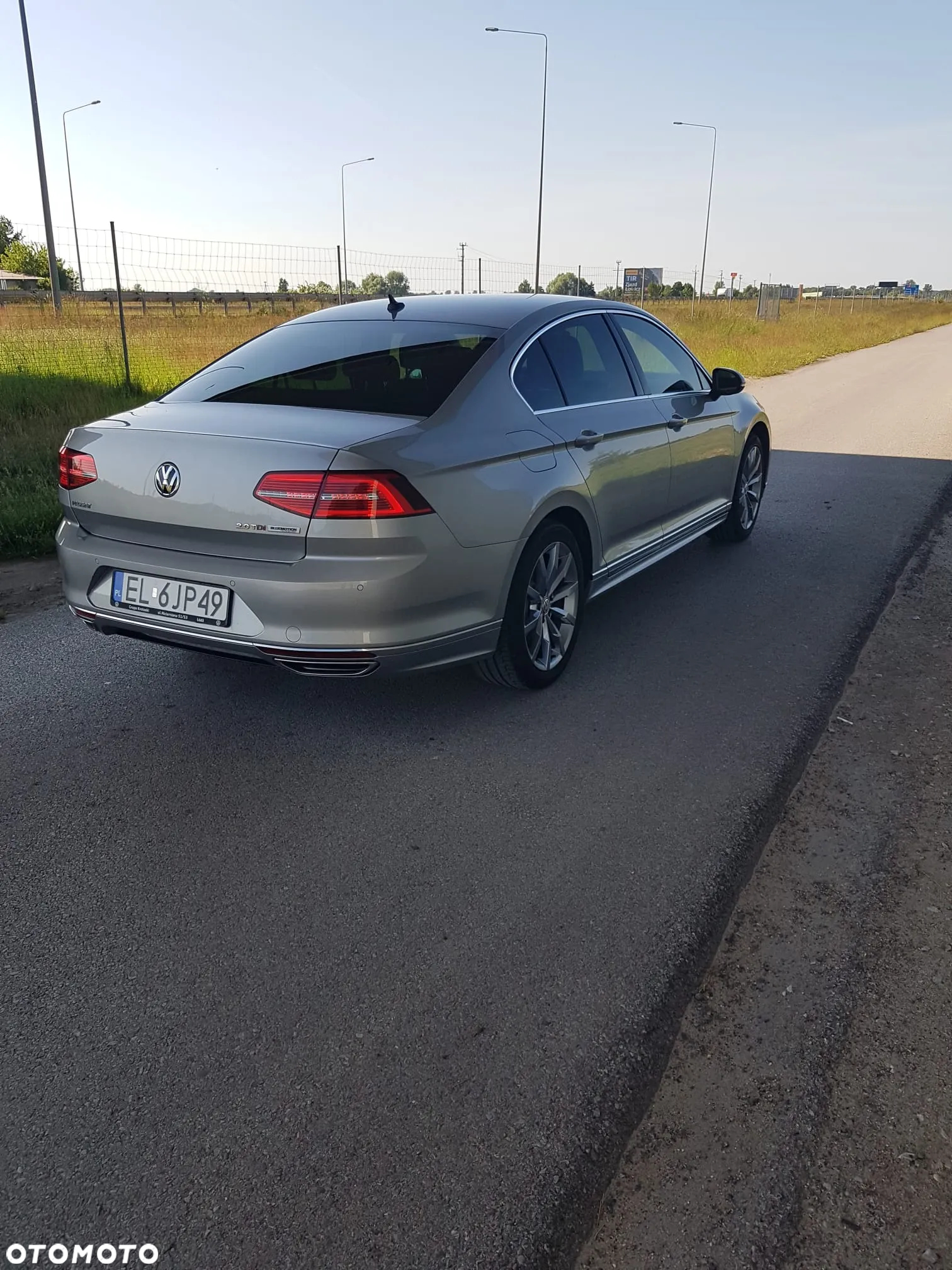 Volkswagen Passat 2.0 TDI BMT Highline DSG - 11