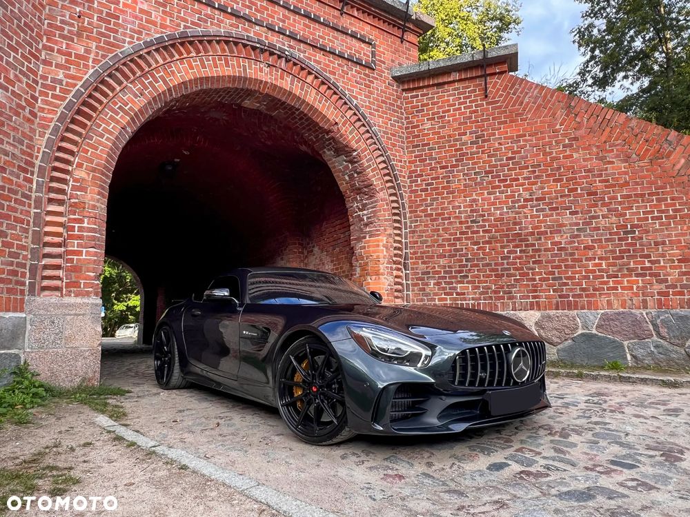 Mercedes-Benz AMG GT R - 21