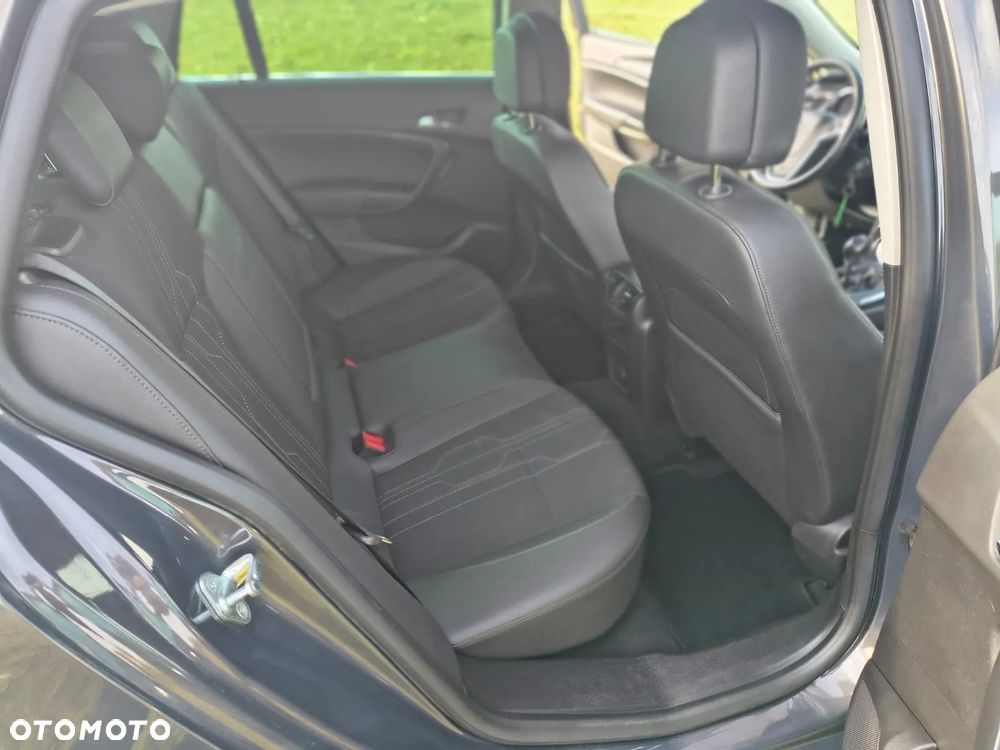 Opel Insignia 2.0 CDTI Sports Tourer Cosmo - 19